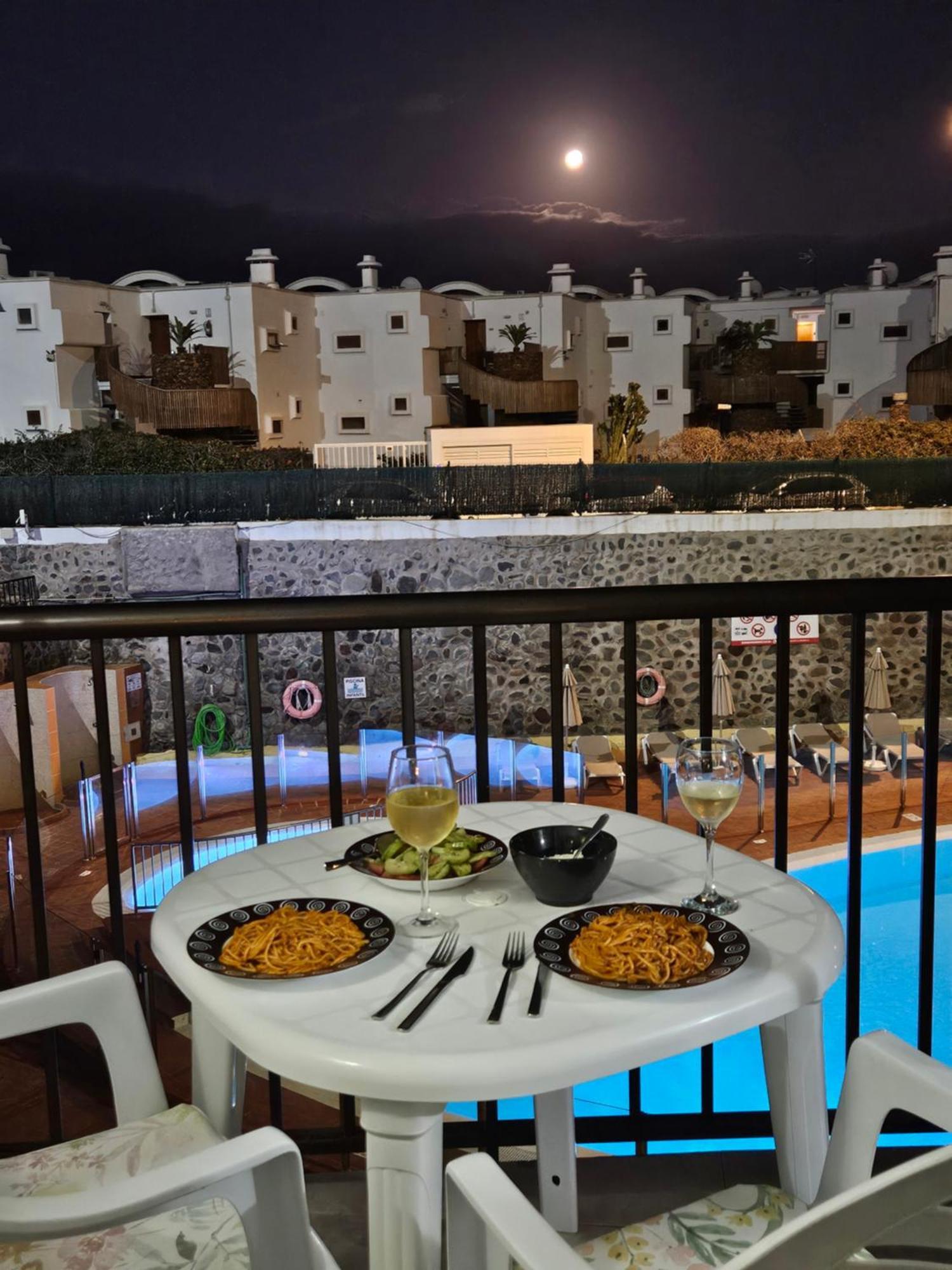 Ocean Front Cozy 2 Bedroom, 3 Beds Spacious- Netflix, Pool, Beach Lift & Fast Wifi Πλάγια ντελ Ινγκλές Εξωτερικό φωτογραφία